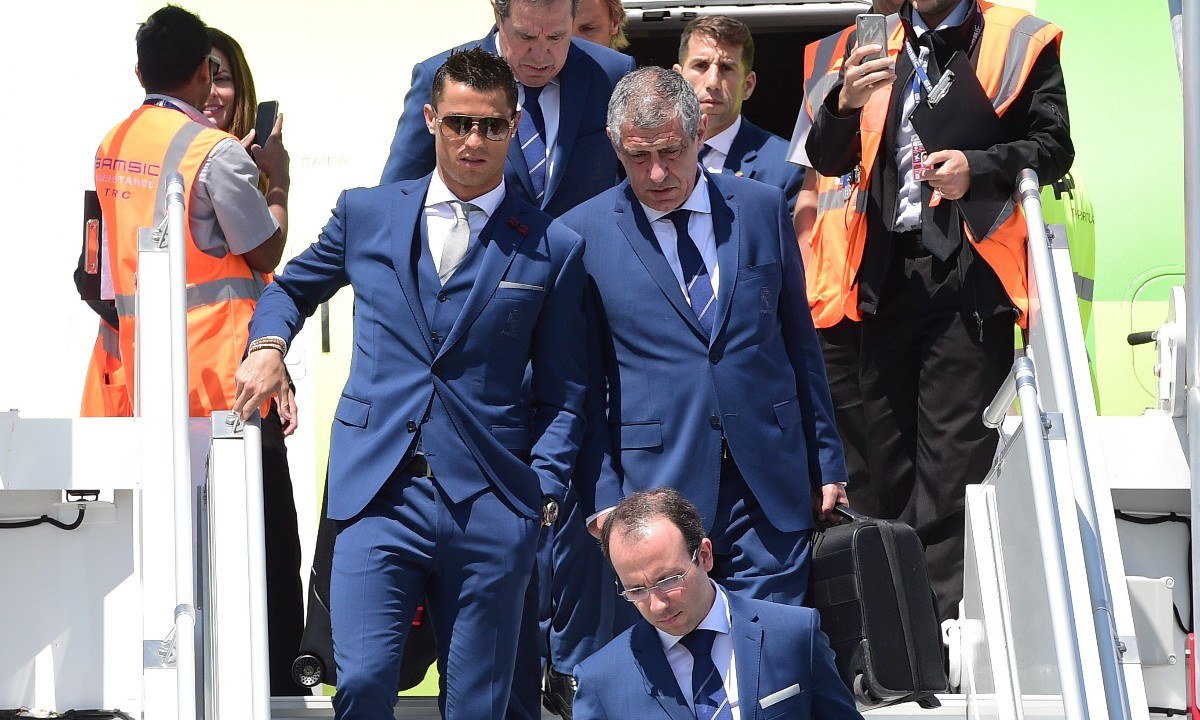 Σάντος, έλα σώσε μας…