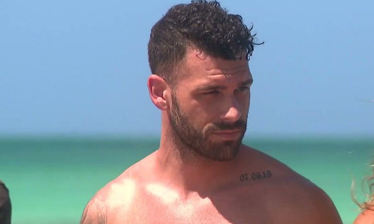 Survivor 12/3: Στάθης σε Μαρτίκα «Αν φοράς παντελόνια να φύγεις!»