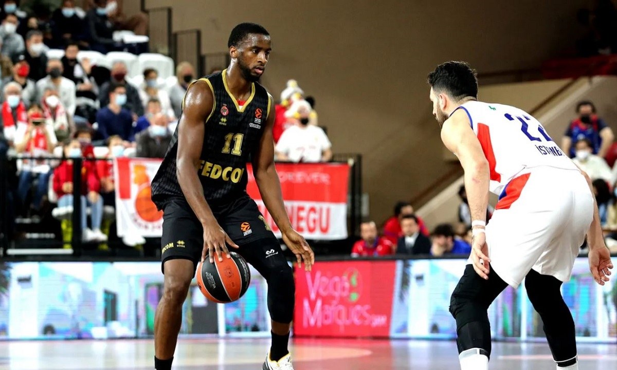 Στραβός είναι ο Ντιαλό ή στραβά αρμενίζουμε;