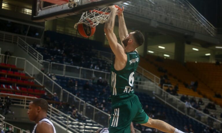 Παπαγιάννης non stop και οδοστρωτήρας