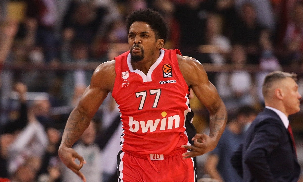 Ολυμπιακός- Μπαρτσελόνα 73-66: Σίγουρος τρίτος και βλέπει Βελιγράδι