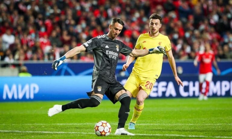 Μπενφίκα – Λίβερπουλ: Το βράδυ που ο Οδυσσέας Βλαχοδήμος θύμισε Μάνουελ Νόιερ και αποθεώθηκε από τον Γιούργκεν Κλοπ