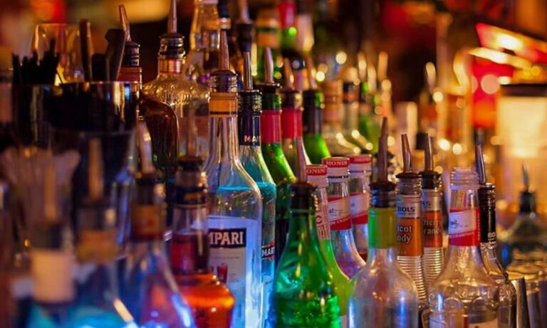 Έρχονται αυξήσεις σοκ στα αλκοολούχα ποτά – Τι έχει συμβεί
