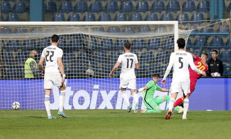 Σχολιάστηκε άσχημα το γήπεδο στον Άγιο Κοσμά!