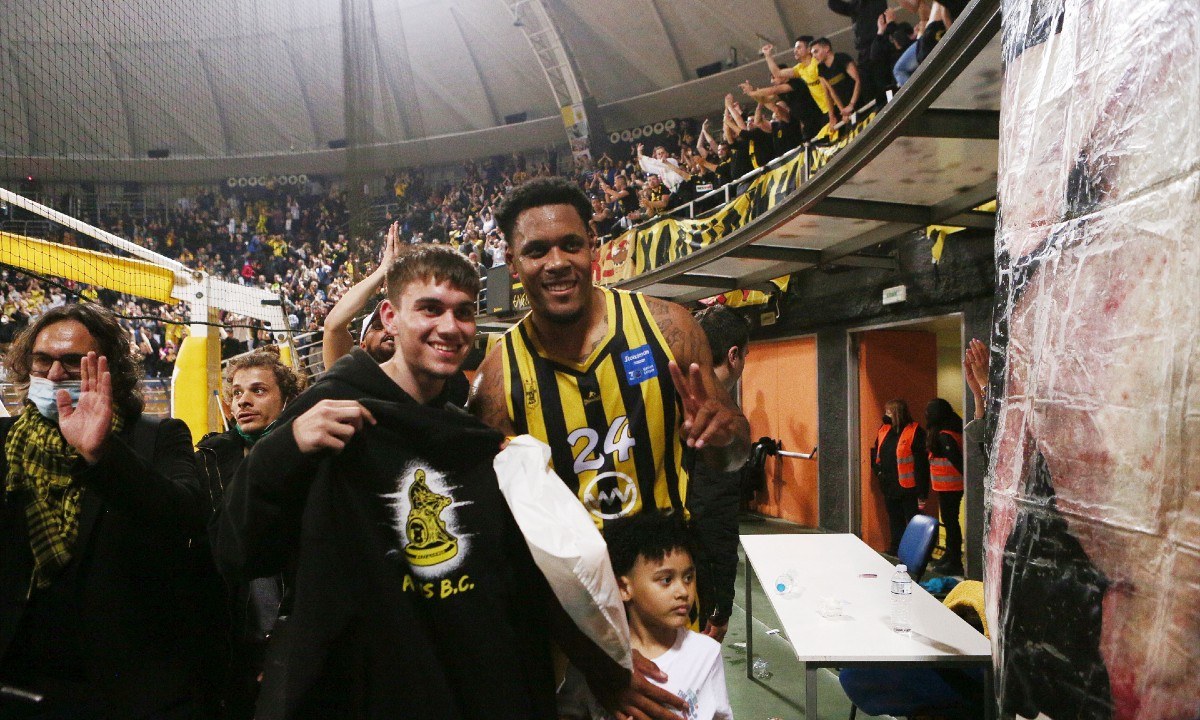 Ο Αλέξανδρος Κωτάκης γράφει ότι ο Άρης κέρδισε τον ΠΑΟΚ παρότι έπαιξε όπως μπορεί μόνο για ένα δεκάλεπτο και με το τραγικό 48% στις βολές.