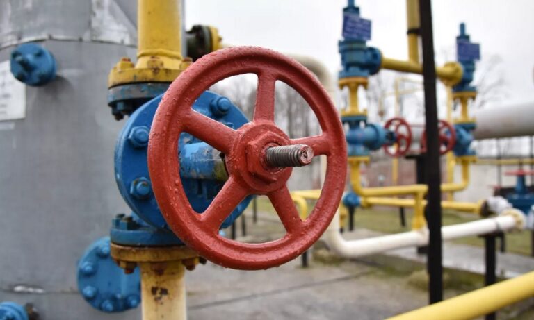 Ρωσία: Τέλος το φυσικό αέριο σε Πολωνία και Βουλγαρία!