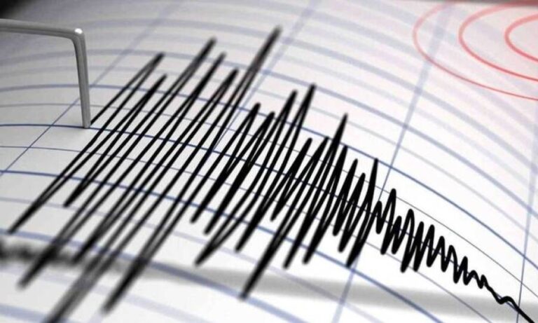 Σεισμός: Φόβοι για μεγάλο σεισμό στην Θήβα, σύμφωνα με τον καθηγητή σεισμολογίας, Γεράσιμο Παπαδοπουλο ο οποίος μίλησε σε τηλεοπτικό κανάλι.