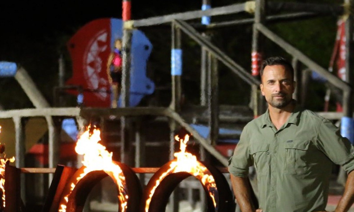 Survivor 4/4: Μπλε ή Κόκκινοι; Υπομονή μέχρι να σφυρίξει σέντρα ο Γιώργος ο Λιανός