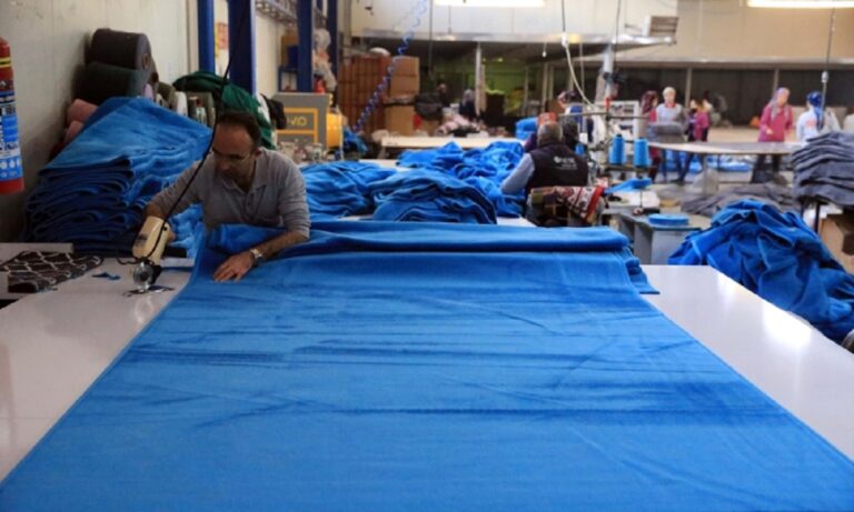 Oι τούρκικες κουβέρτες κατακλύζουν Βαλκάνια και Ευρώπη