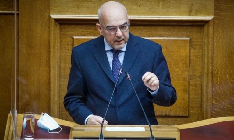 Μπάμπης Παπαδημητρίου: Οι ιδιώτες πάροχοι κάνουν κουμάντο – «Αυτοί επέβαλαν τη ρήτρα αναπροσαρμογής στη ΔΕΗ»!