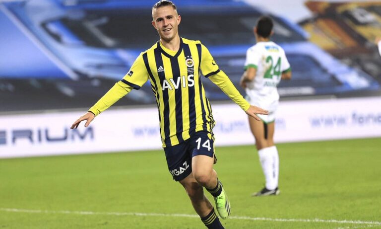 Πέλκας: Ο Mr Survivor τον θέλει στη Χαλ