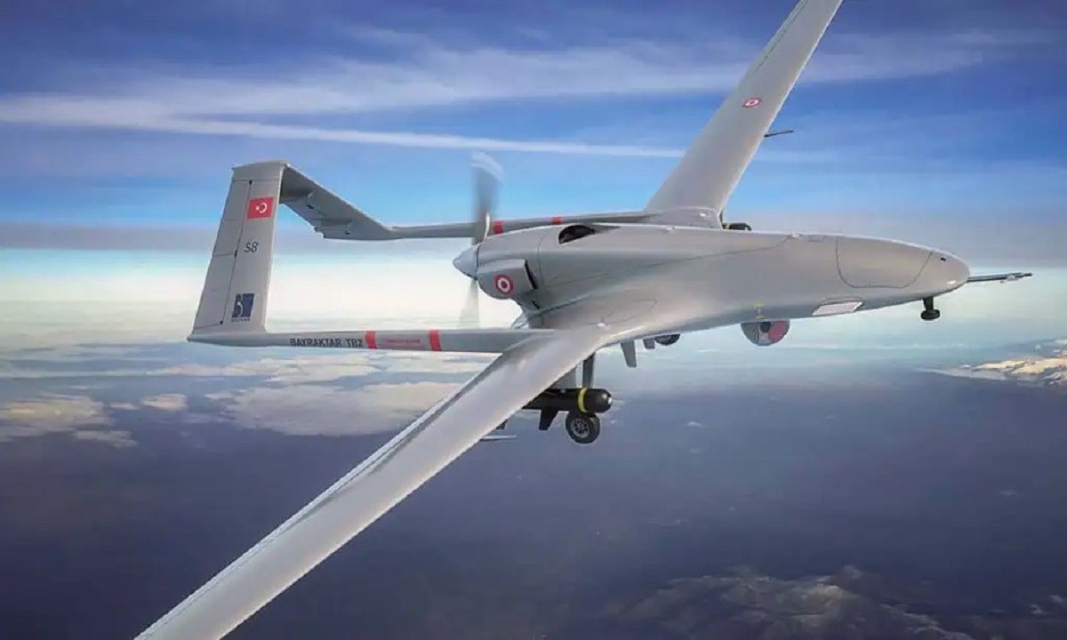 Bayraktar: Τουρκικό drone πάνω από Μακρονήσι/Ανθρωποφάγους – Ρίξτε τα, λέει ο Μάζης