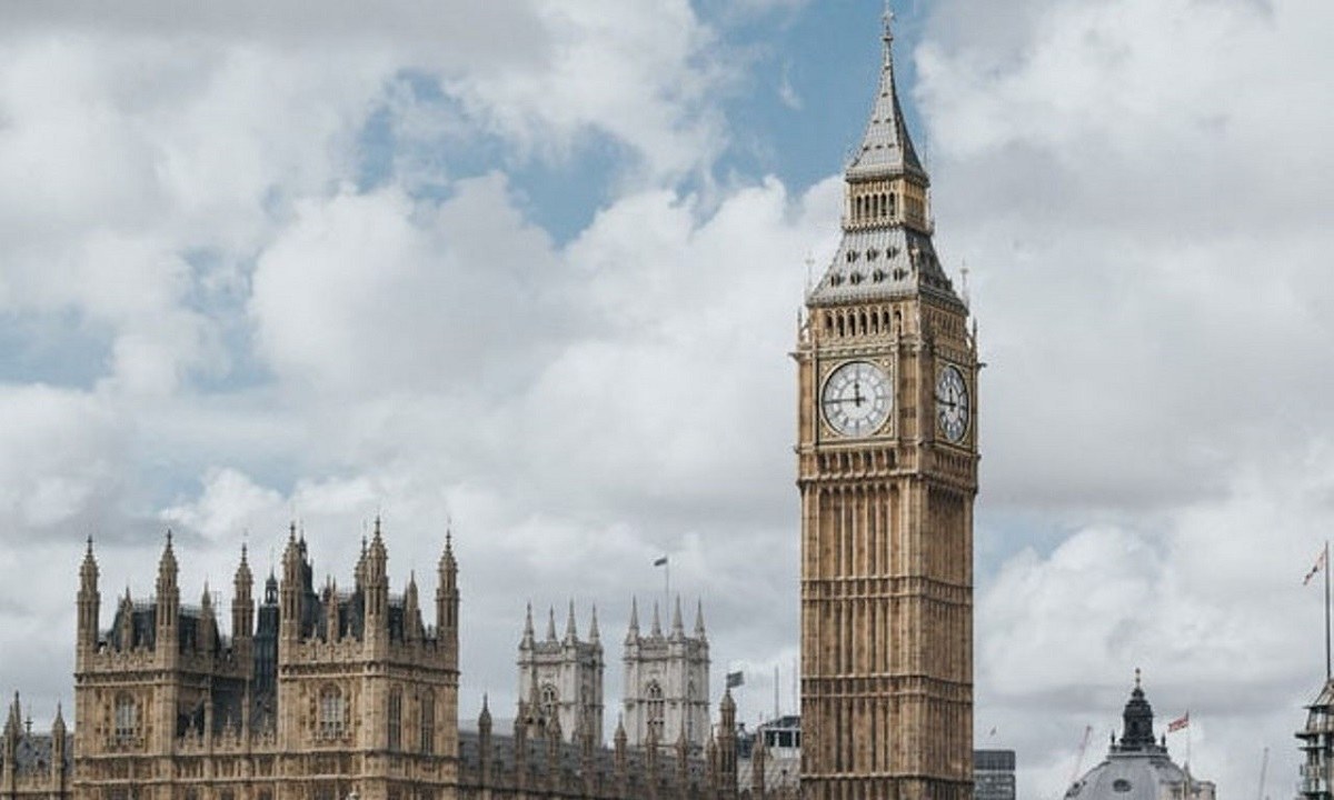 Big Ben: Το πιο διάσημο ρολόι αρχίζει να λειτουργεί