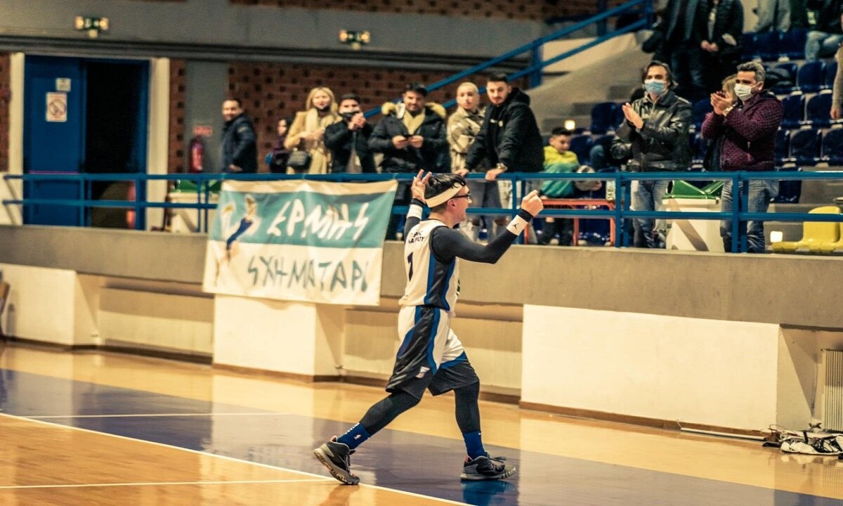 Ο Ερμής Σχηματαρίου δείχνει ένα διαφορετικό δρόμο