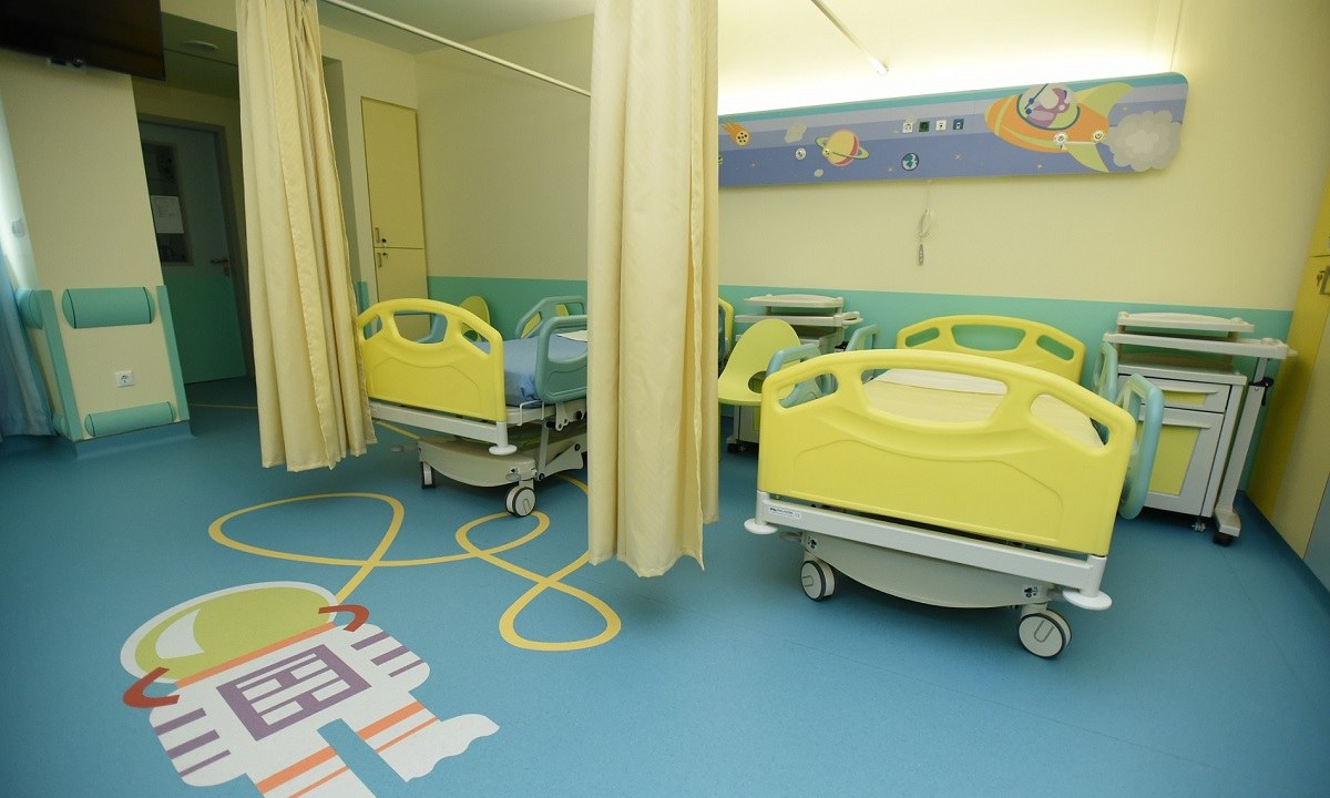 ΟΠΑΠ: Τα ανακαινισμένα παιδιατρικά νοσοκομεία μέσα από τα μάτια των παιδιών