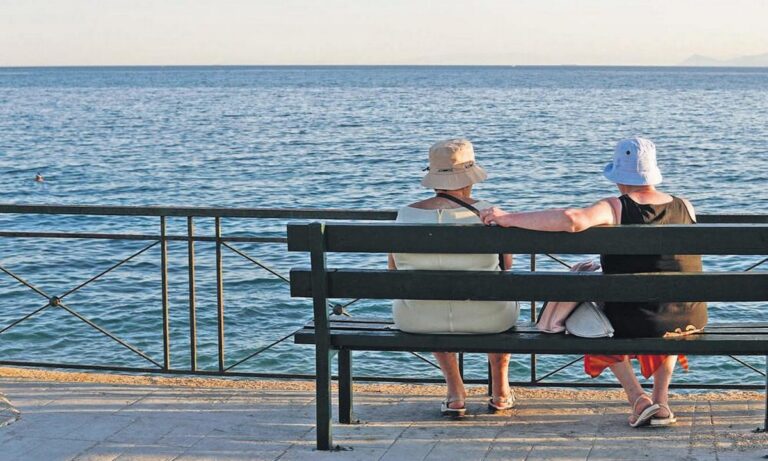 Κοινωνικός Τουρισμός – Συνταξιούχοι: Όσα ξέρουμε για το νέο πρόγραμμα τουρισμού