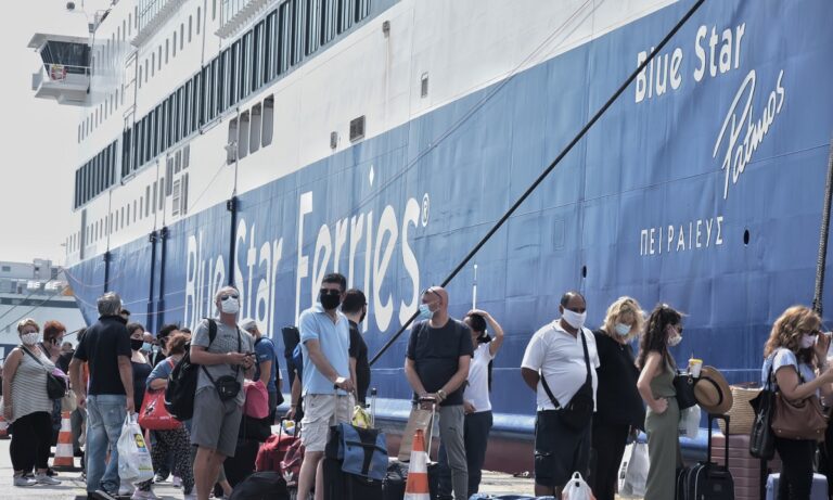 Τουρισμός για όλους: Αντίστροφη μέτρηση για τις αιτήσεις – Ποιοι θα πάρουν 150 ευρώ