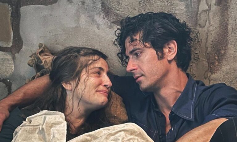 Άγριες Μέλισσες – Twitter: Συγκίνηση και αποθέωση για το μεγάλο φινάλε: «Σαν πίνακας της Αναγέννησης»