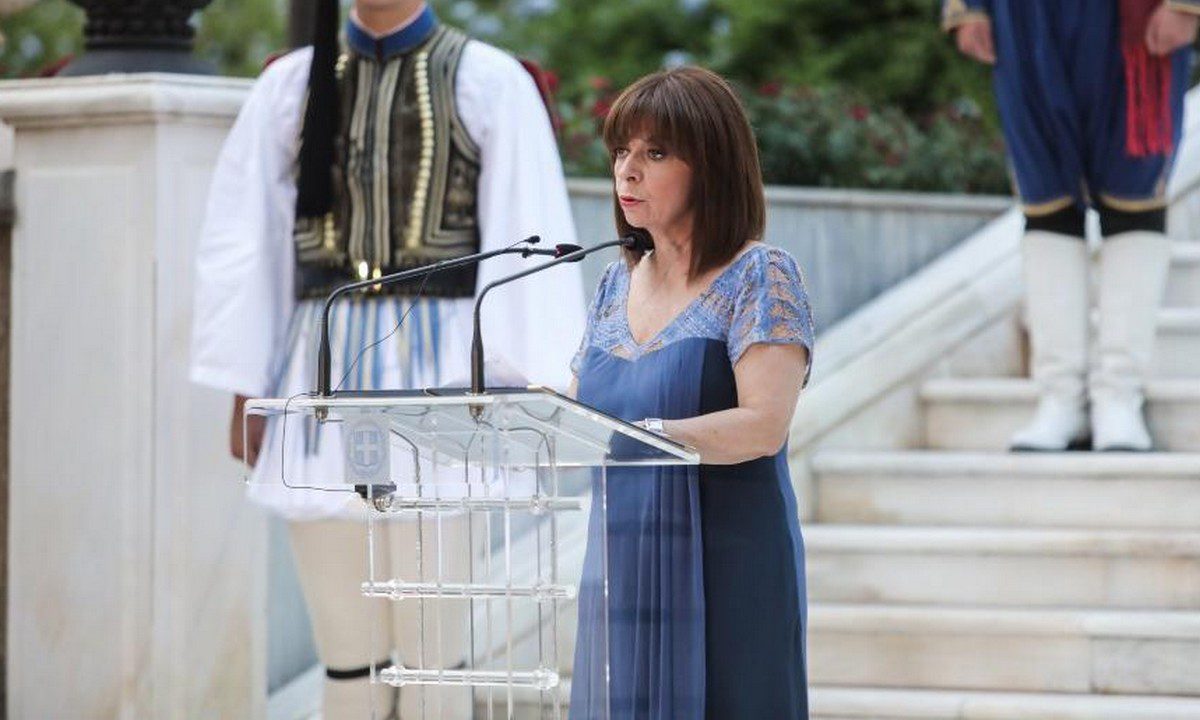 Βράζει το Twitter για την πρόεδρο της Δημοκρατίας Κατερίνα Σακελλαροπούλου