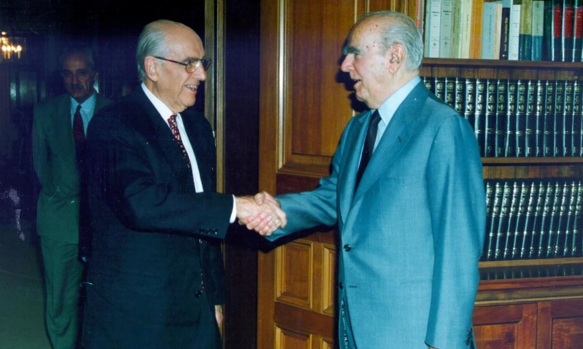 Βυθίσατε το Χόρα: Το παρασκήνιο πίσω από την ιστορική φράση του Ανδρέα