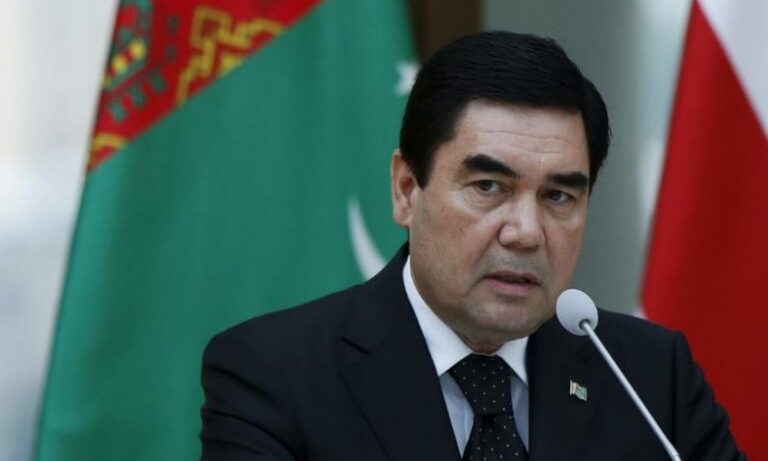 Νιγιαζόφ: Ο ιδιαίτερος δικτάτορας του Τουρκμενιστάν που ονόμασε το ψωμί μετά τη μητέρα του
