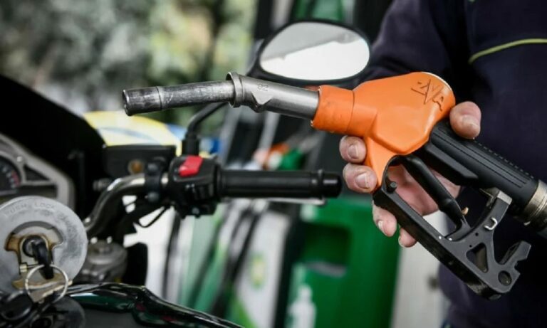 Fuel Pass 2: Πότε τελειώνει η προθεσμία των αιτήσεων – Πότε μπαίνουν τα χρήματα