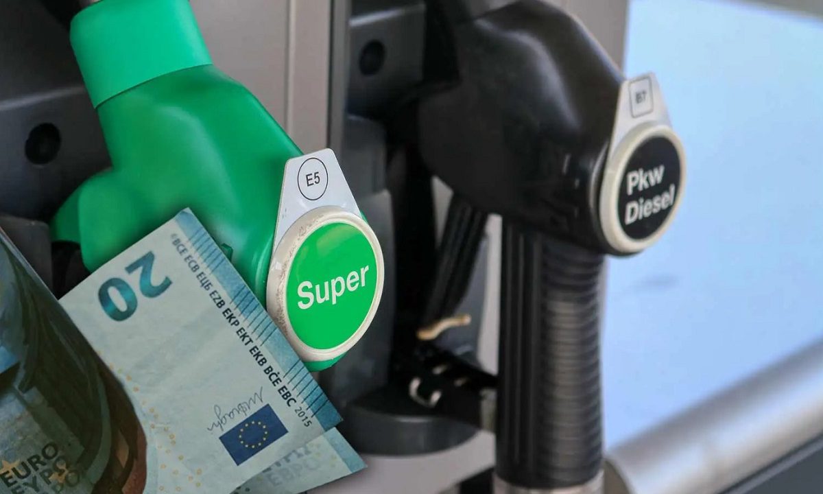 Fuel Pass 2: Αυτός είναι ο λόγος που δεν έχει πληρωθεί ακόμα το επίδομα - Τι έχει συμβεί