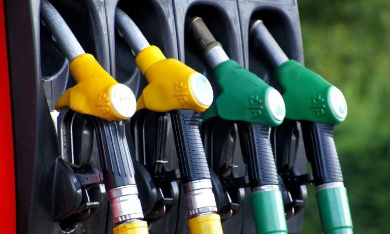 Fuel Pass 2: Χαμός με τις αιτήσεις – Τι έχει γίνει