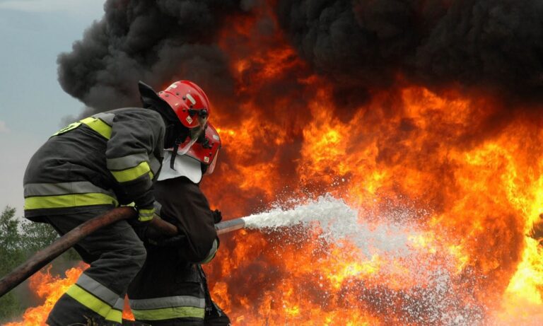 Φωτιά τώρα: Σε κόκκινο συναγερμό Αττική, Λέσβος, Χίος, Σάμος, Ικαρία!