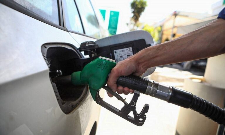 Καύσιμα: Μην πατάτε αυτό το κουμπί στο αυτοκίνητο – Αυξάνεται η κατανάλωση 20%