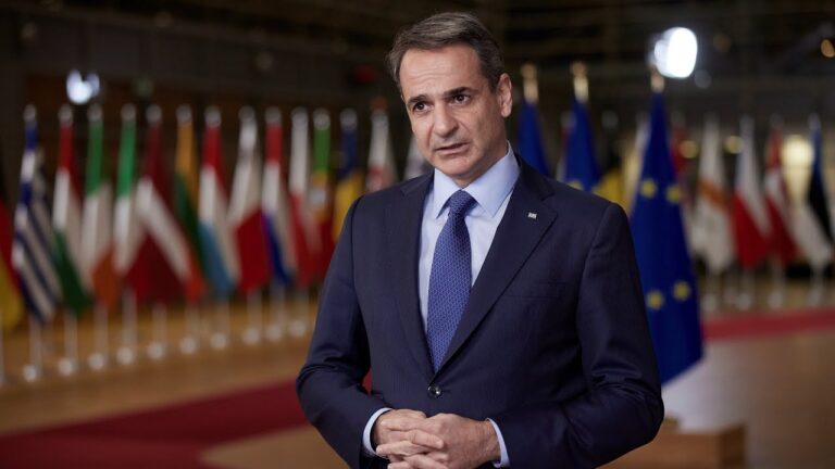 Financial Times: Το Μαξίμου βάζει στο κάδρο τους Ρώσους για το σκάνδαλο των υποκλοπών!