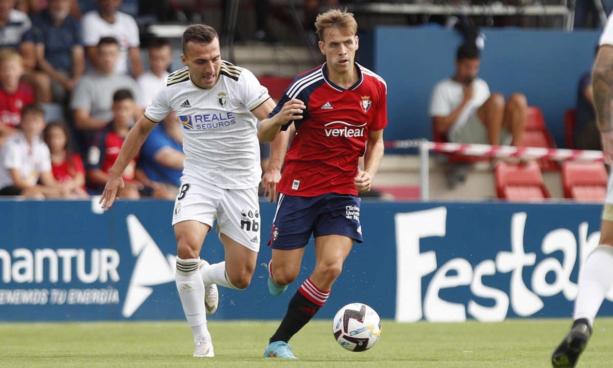 Ισπανία: Γκολάρα από το κέντρο σε φιλικό της Οσασούνα! (vid)