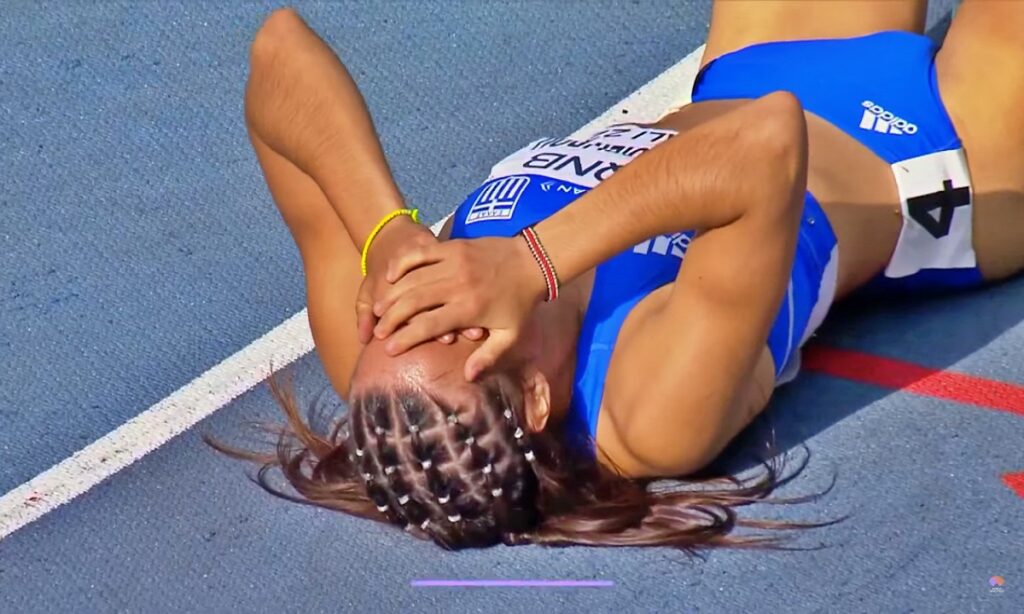 Η αθλήτρια της Κατερίνας Αλεξοπούλου πέρασε στον τελικό στο Παγκόσμιο Κ20 με τον 6ο καλύτερο χρόνο των ημιτελικών.