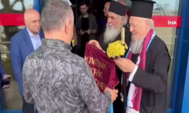 Τουρκία – «Βράζει» ο Μπαχτσελί με τη φανέλα της Τραμπζονσπόρ που έγραφε «Οικουμενικός Πατριάρχης»