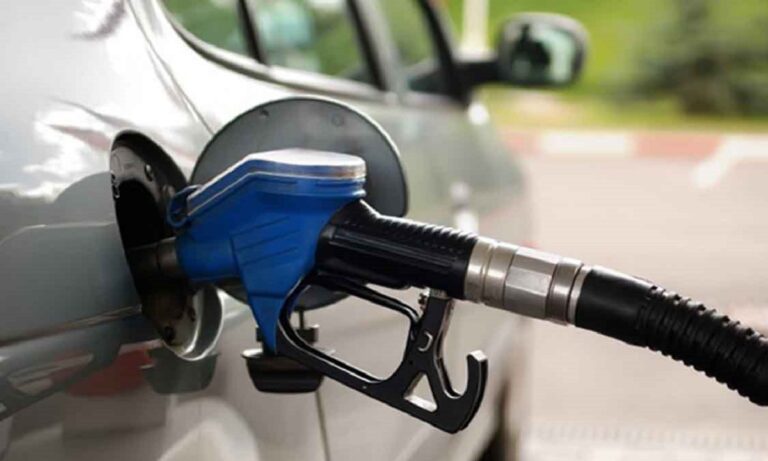 Καύσιμα: Αυτό είναι το εύκολο κόλπο για να «κάψεις» λιγότερη βενζίνη, μιας και πλέον θεωρείται… είδος πολυτελείας.