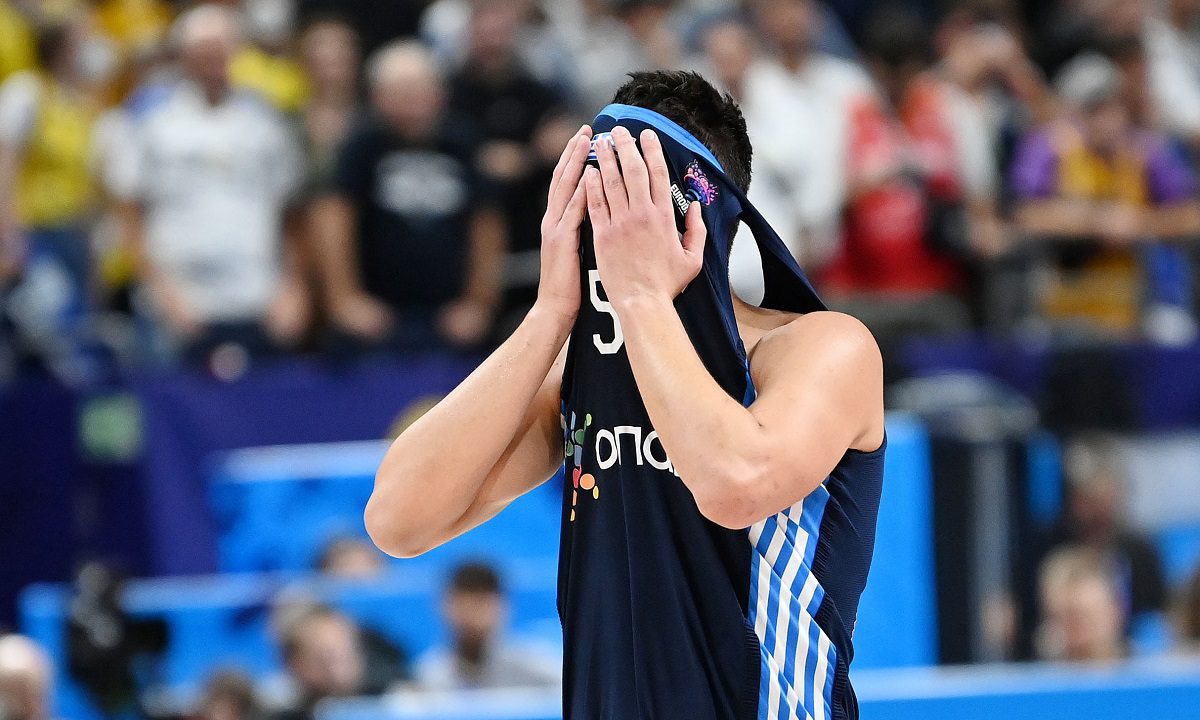 Η Ελλάδα αποχαιρέτησε το Ευρωμπάσκετ και δεν κατάφερε να μπει στην τετράδα μετά την οδυνηρή ήττα  (107-96) από την Γερμανία.