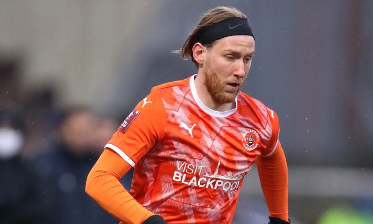 Ολυμπιακός: Αυτός είναι ο Τζος Μπόουλερ που φέρνει από τη Νότιγχαμ Φόρεστ