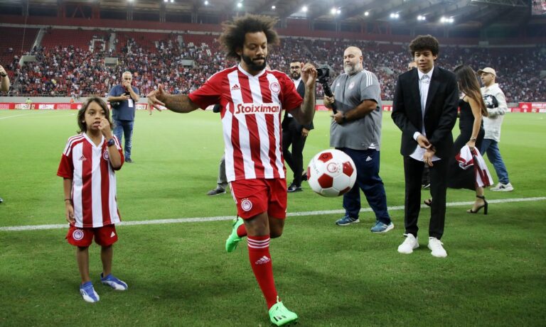 Ολυμπιακός: Όταν ο Μαρσέλο είδε τον γιο του να σκοράρει και έγινε viral με τον απίθανο πανηγυρισμό του (vid)