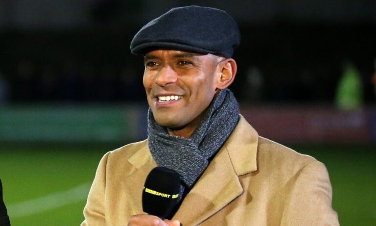 Σινκλέρ: Το tweet για τη Βασίλισσα Ελισάβετ και ο σάλος που ξέσπασε στην Αγγλία