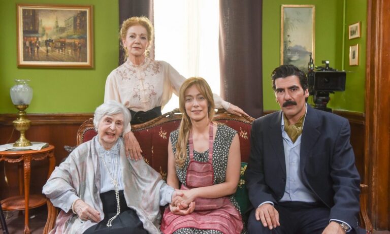 Έρωτας φυγάς: Ο Μάρκος σώζει την γιαγιά Αθηνά – Ο Στρατής θέλει να τον εξοντώσει