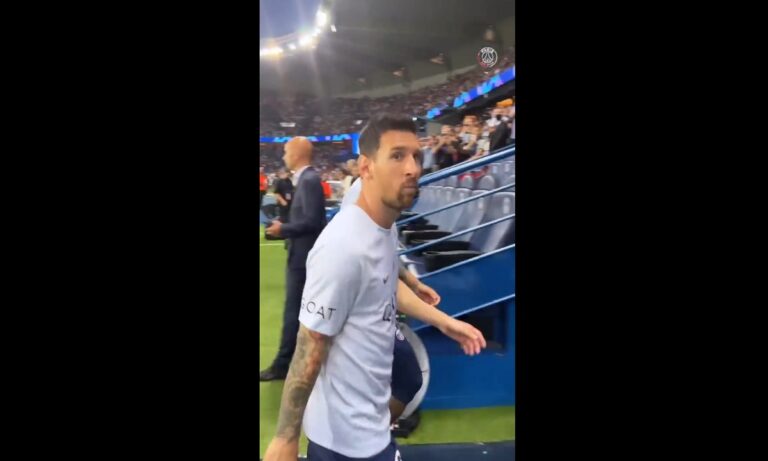 Απίστευτος Λιονέλ Μέσι – Ο μόνος παίκτης της Παρί Σεν Ζερμέν με το «GOAT» στο μπλουζάκι του!