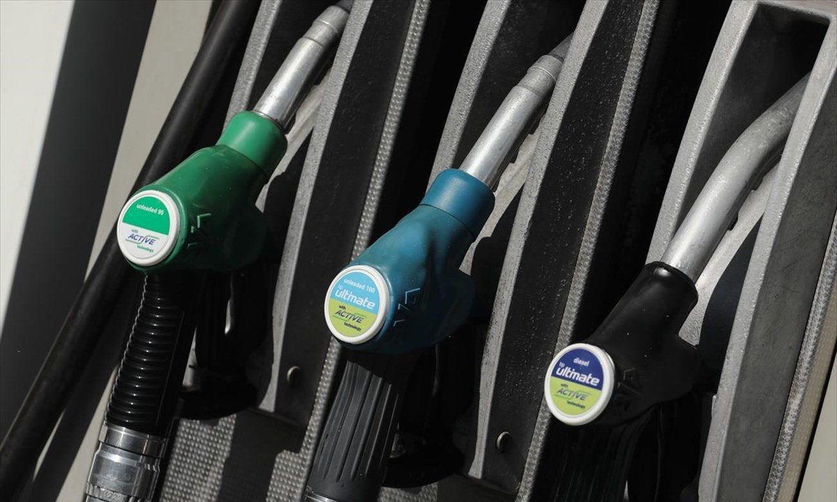 Fuel Pass 2: Αδειάζει η κλεψύδρα για τη χρήση της άυλης χρεωστικής κάρτας – Πότε λήγει η προθεσμία