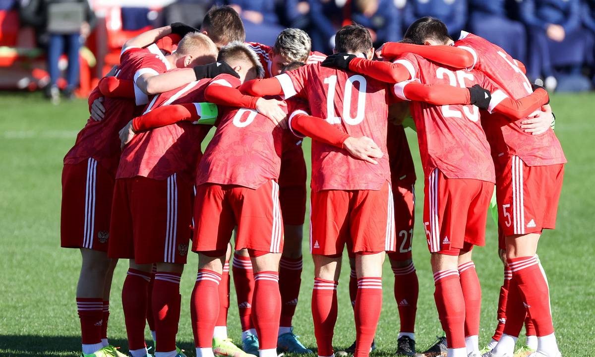 UEFA: Ανοίγει ο δρόμος για επιστροφή των Ρώσων; «Πράσινο φως» για φιλικό!