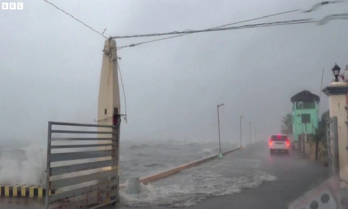 Τυφώνας Noru: Σε συναγερμό οι Φιλιππίνες - Χιλιάδες άνθρωποι άφησαν τις εστίες τους