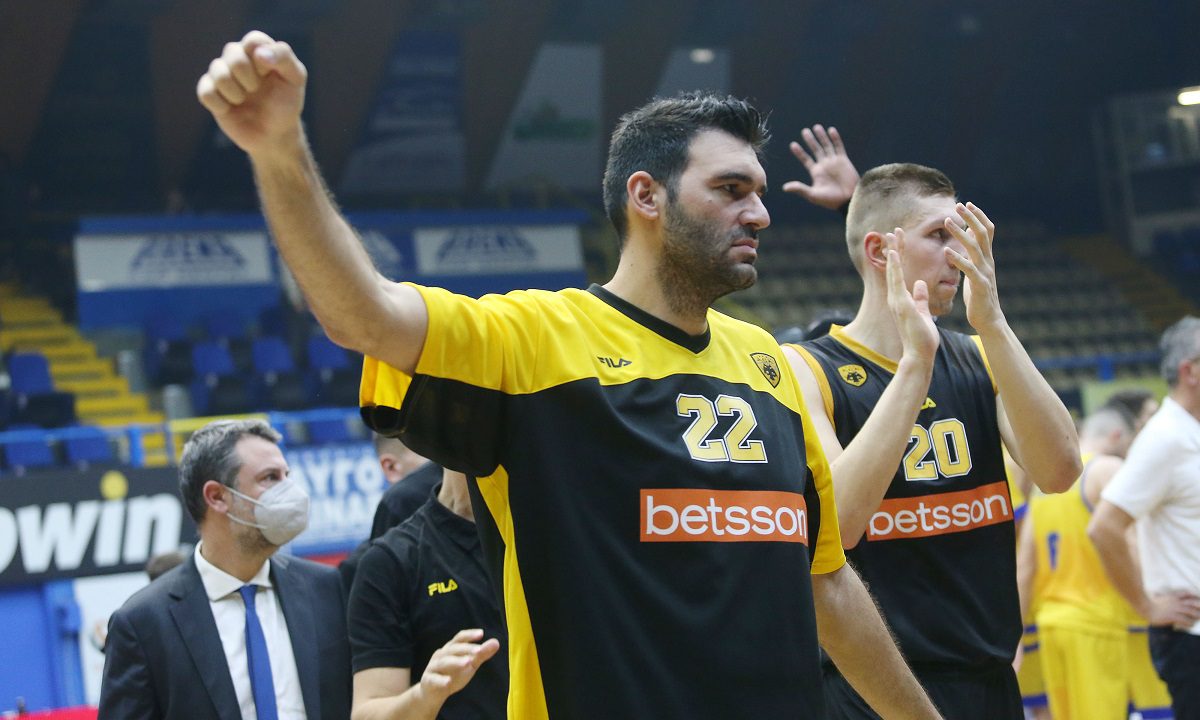 Η μεγάλη νίκη της ΑΕΚ στο Περιστέρι ήταν η αναμέτρηση της Basket League που ξεχώρισε κατά τη δεύτερη «δόση» της 3ης αγωνιστικής.
