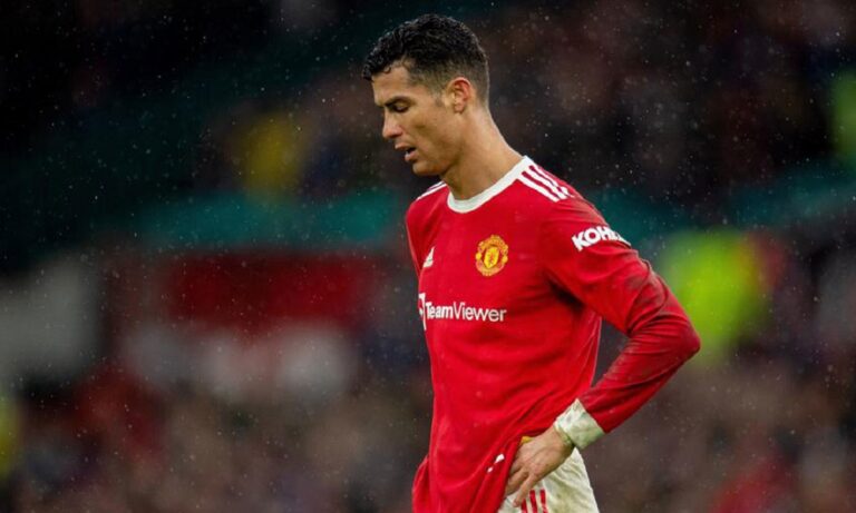 Κριστιάνο Ρονάλντο: Η «αποκαθήλωση» – Πέρασε στην αντεπίθεση η Μάντσεστερ Γιουνάιτεντ