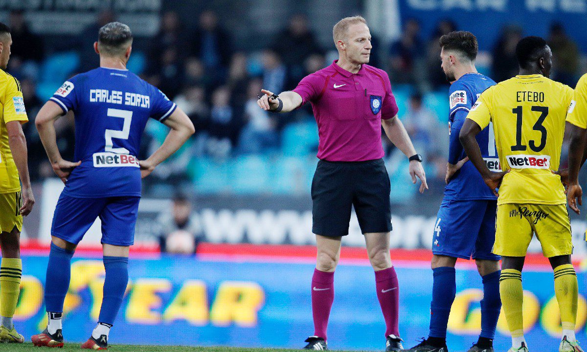 Ο Αλέξανδρος Κωτάκης γράφει για την δήλωση του Μαντσίνι που στόχο είχε το προσωπικό όφελος και για την «πληρωμένη» απάντηση της ΠΑΕ Άρης.