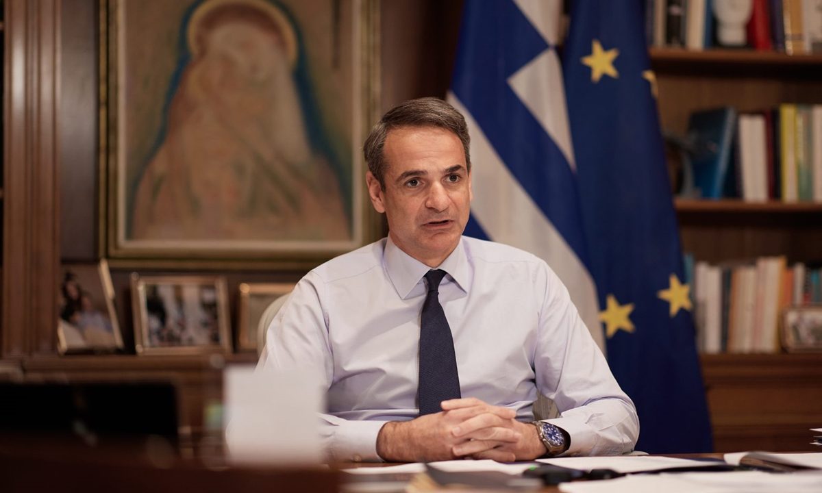 Καταπέλτης οι Financial Times: O Κ. Μητσοτάκης συνδέεται με σκάνδαλο υποκλοπών όπως ο πατέρας του