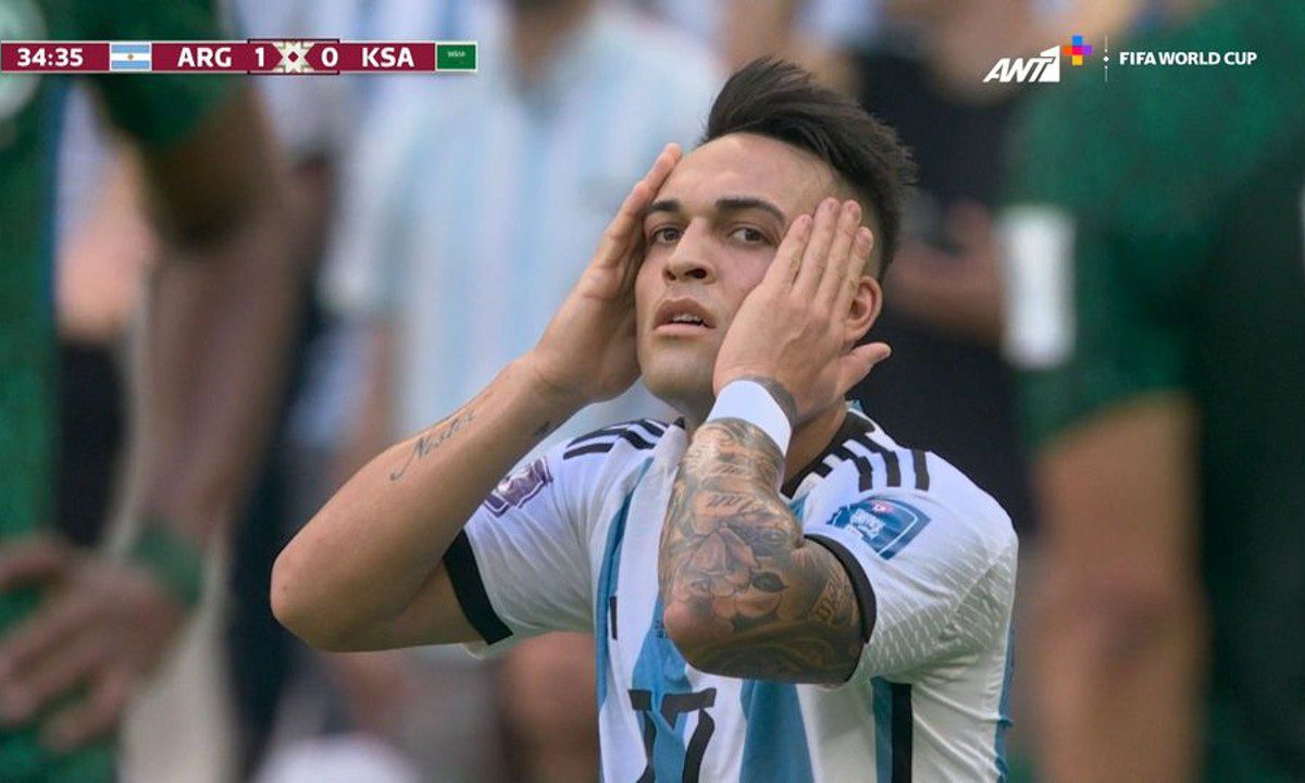 Μουντιάλ 2022: «Γι’ αυτό ακυρώθηκαν τρία γκολ της Αργεντινής» – Φωτογραφία έπος από το δωμάτιο του VAR