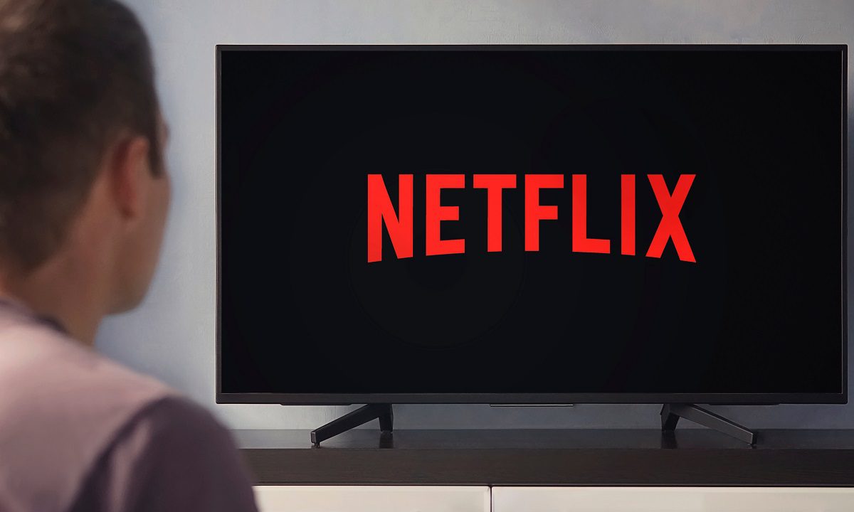 Επιτέλους! Βρέθηκε λύση σε ένα αρκετά σύνηθες πρόβλημα της ηλεκτρονικής πλατφόρμας Netflix σχετικά με... ανεπιθύμητα άτομα.